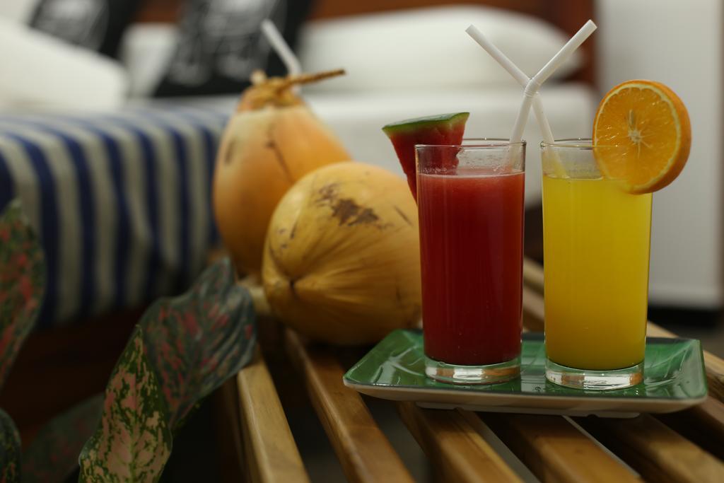 Amsterdam Tourist Rest Bed & Breakfast Anuradhapura Exterior photo